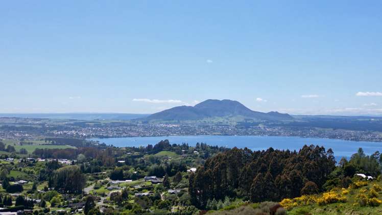 2 Grandview Lane Acacia Bay_9