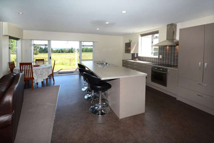 23 Back Road Milton_7