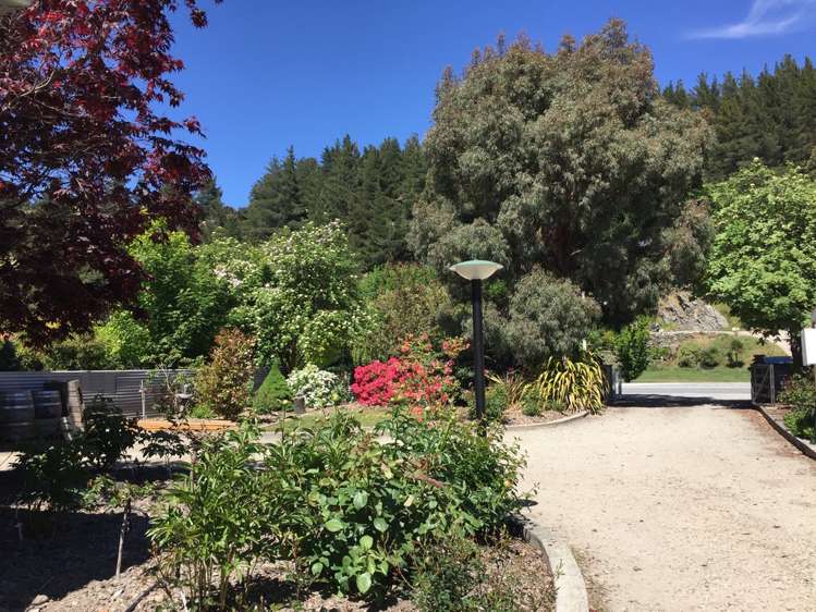 31 Main Road Luggate_0