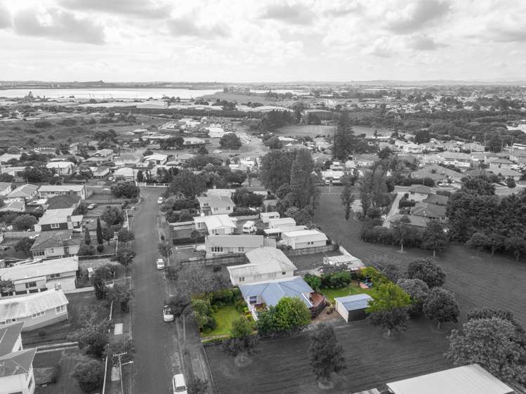 11 Koru Street Mangere Bridge_24