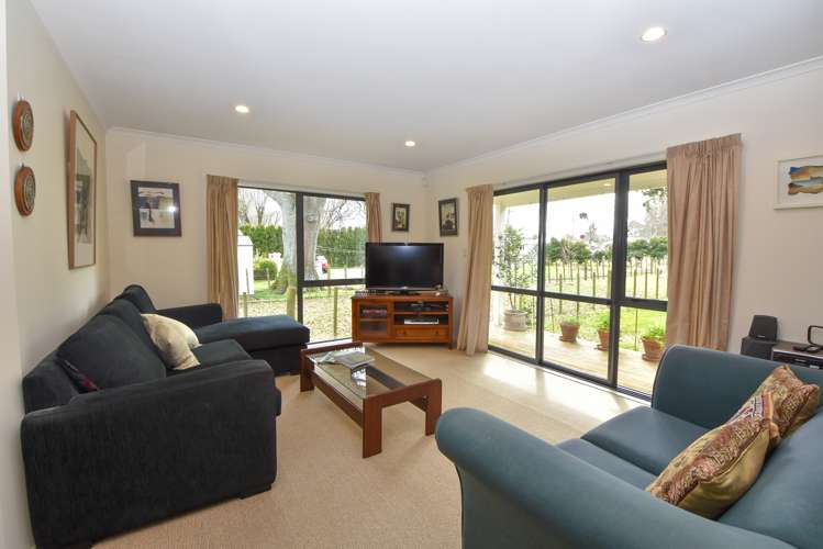 20 Hilton Road Carterton_4