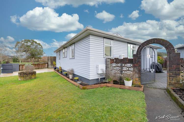 12 Edelweiss Grove Timberlea_5