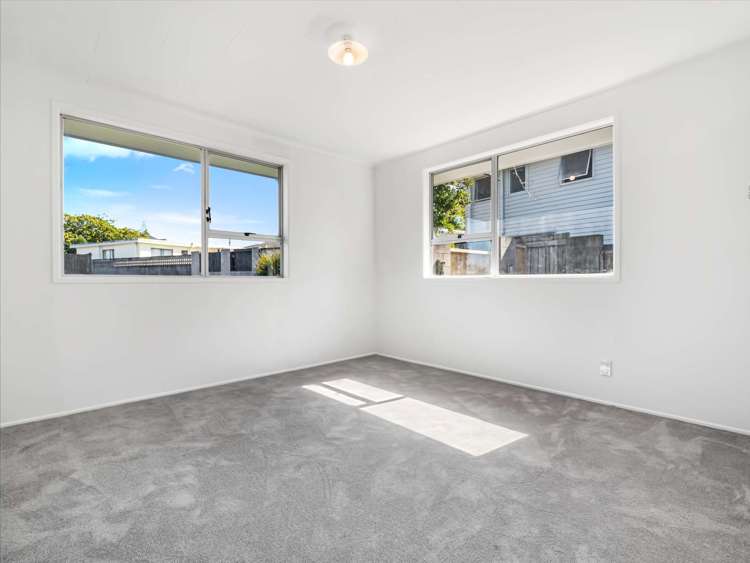 24 Leaver Place Weymouth_14