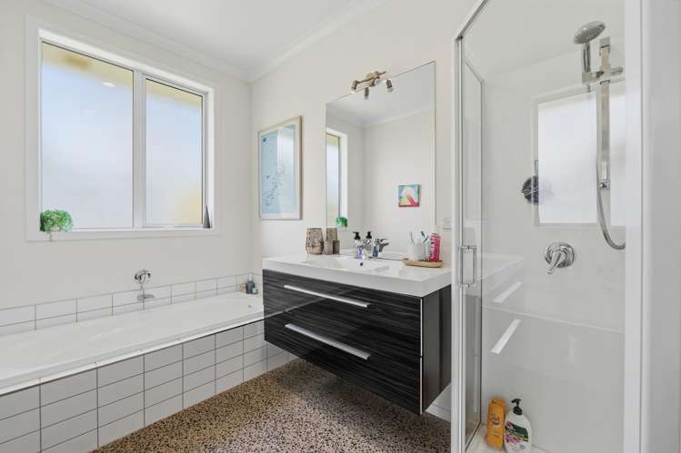 261 Raynes Road Rukuhia_13