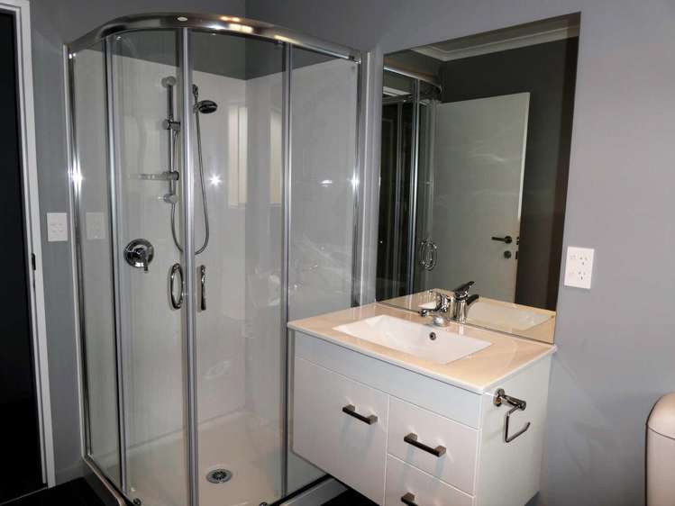 18 Northmoor Boulevard Rolleston_9