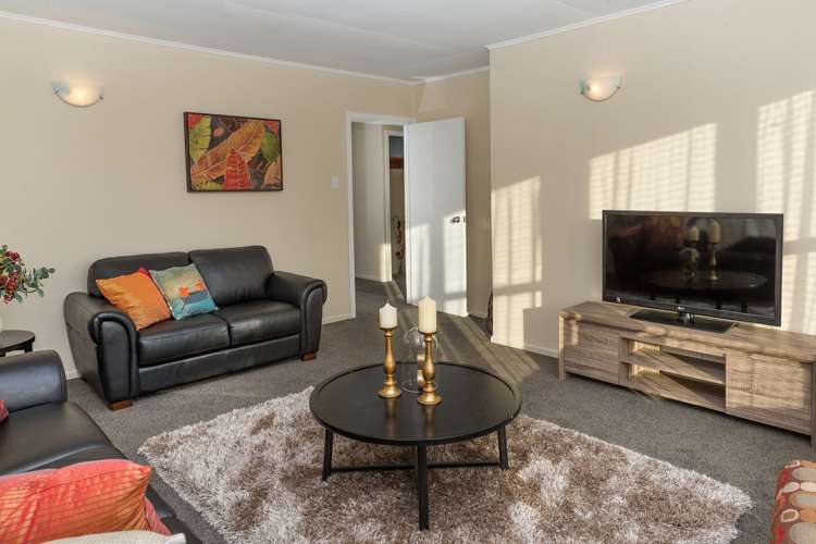 192 Warspite Avenue Waitangirua_5