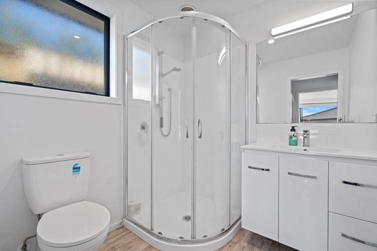 25 Awataha Crescent Pyes Pa_11