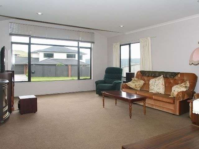 159 Woodman Drive Tawa_4