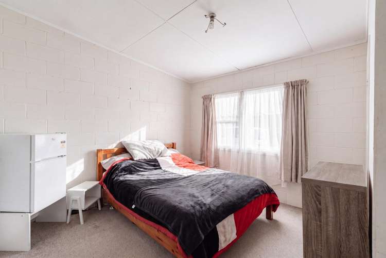 12A Merivale Road Parkvale_5