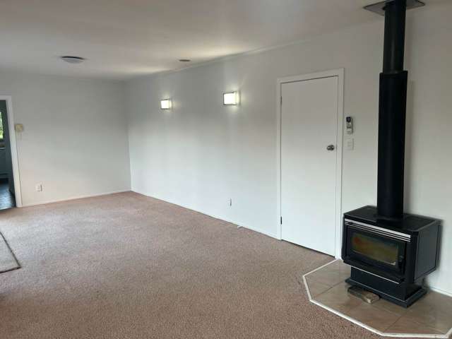 631 State highway 16 Kumeu_3