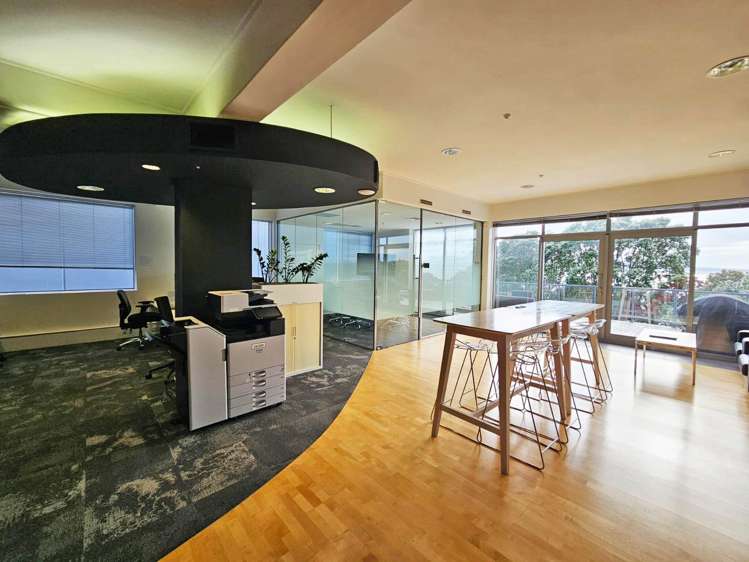 Level 1/87 Hurstmere Road Takapuna_9