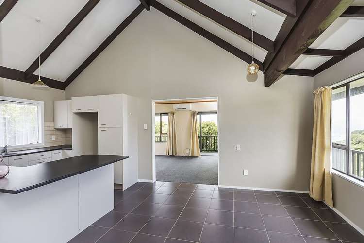 20 Outram Grove Kelson_12