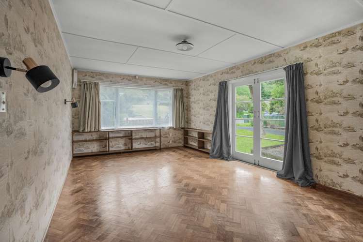 162 Wellington Road Wainuiomata_13