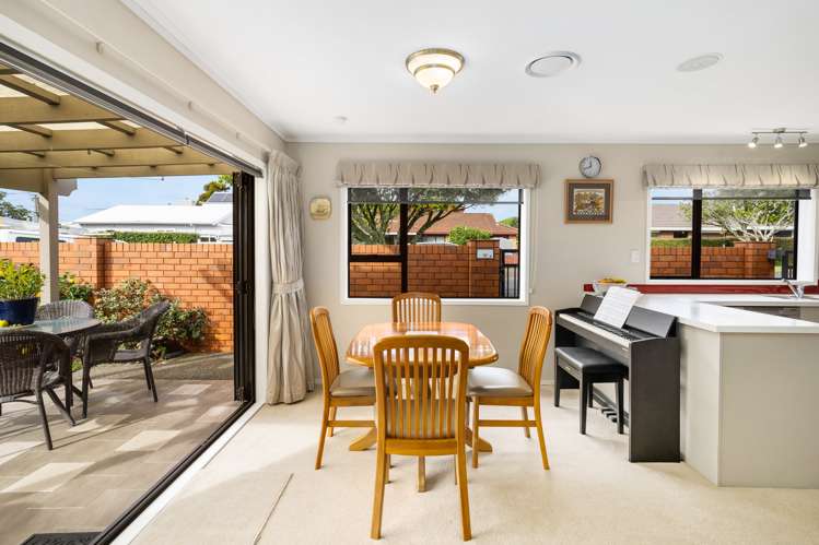 12 Tui Street Point Chevalier_2