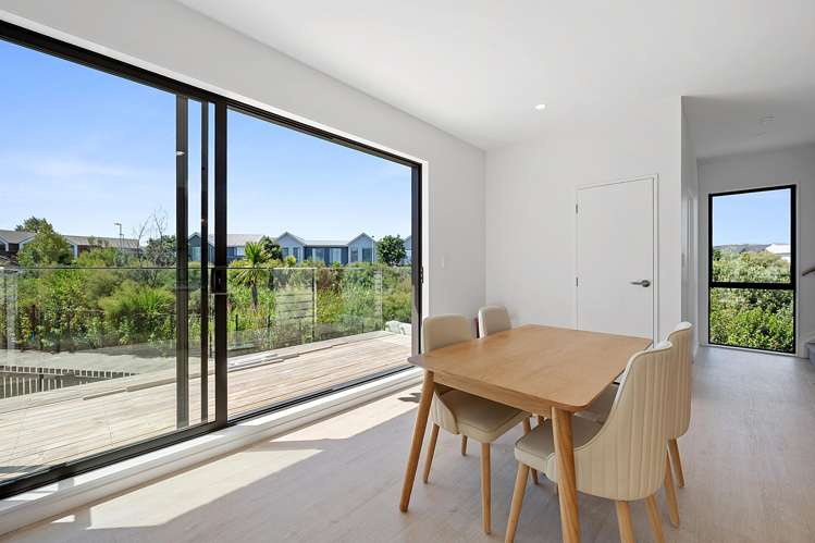 91 Joshua Carder Drive Hobsonville_18