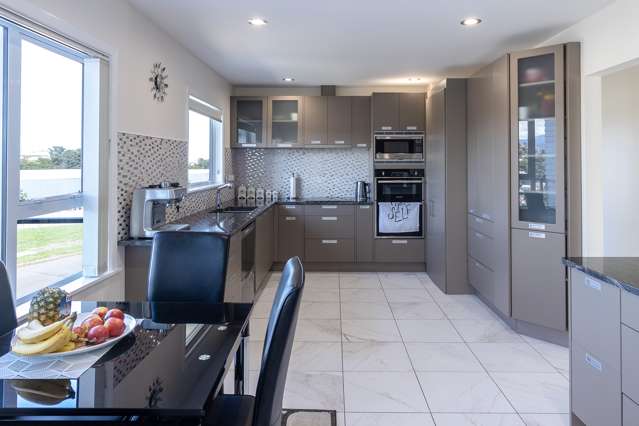 91 Akaroa Drive Maupuia_3