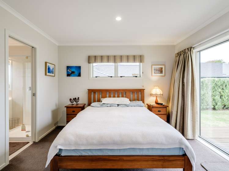 9 Sterling Park Lytton West_11