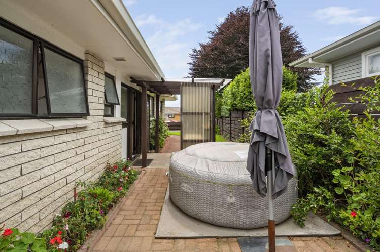 30 Emmett Street Greerton_11