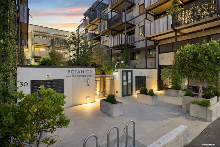 401/30 Enfield Street Mount Eden_22