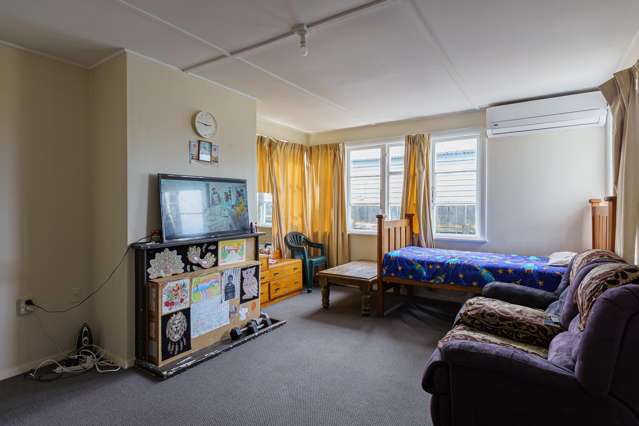 1019 Saint Aubyn Street West Hastings Central_1