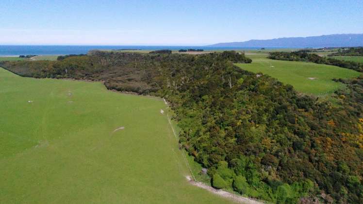 692 Papatotara Road Tuatapere_5