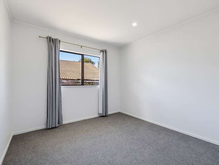 2/21 Rosebank Road Papatoetoe_11