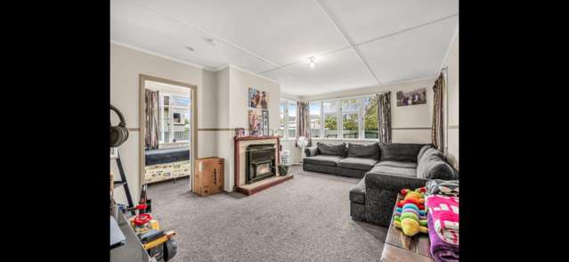 10 Hartgill Crescent (On the market) 1192_1