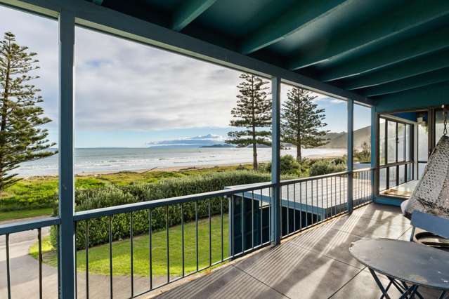 15 Makorori Beach Road Pouawa_4