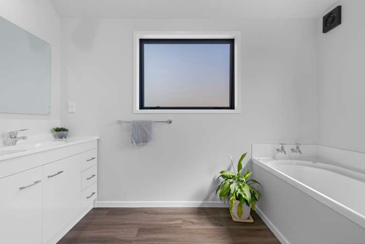 77 Meadowstone Drive Wanaka_13