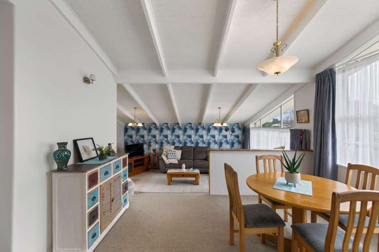 8 Abraham Crescent Milson_9