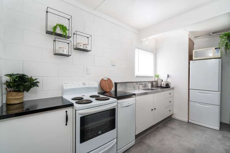 1/137 Waikato Street Taupo_9