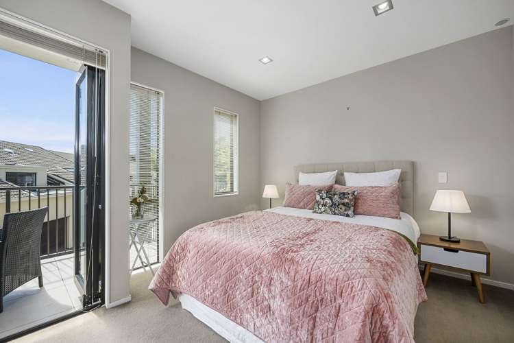 B101/525 East Coast Road Browns Bay_12