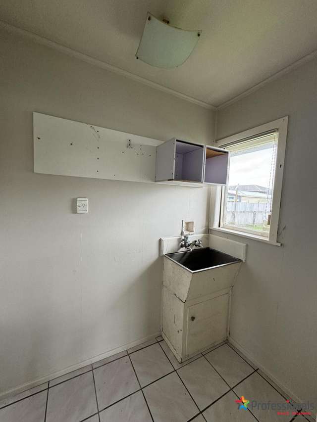 9 Kairanga Street Mangere East_2