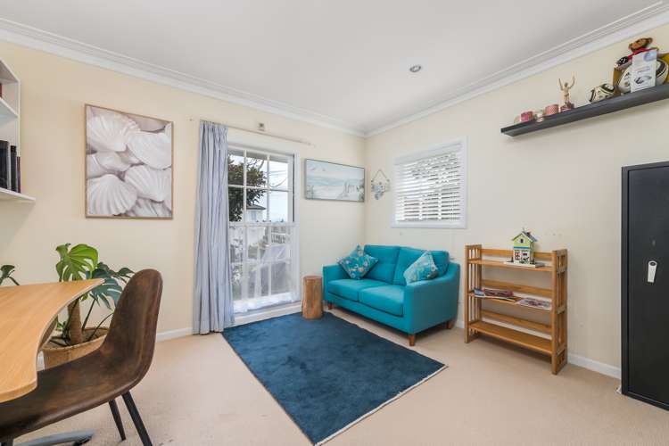 8 Liston Crescent Cockle Bay_12