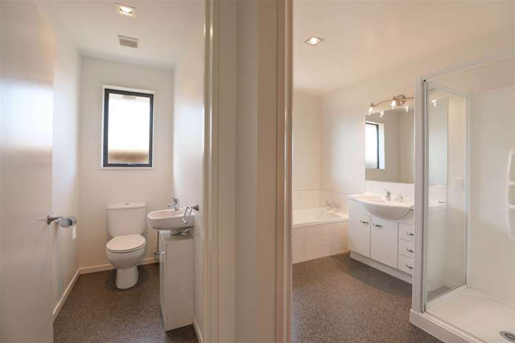 8 Parkdale Close Allenton_12