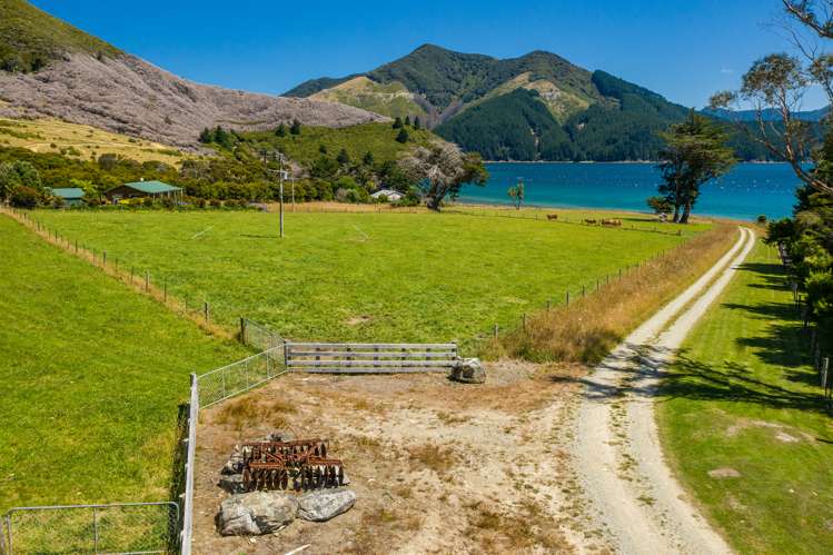 Clova Bay Road Manaroa_9