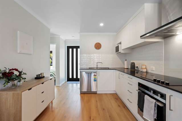 8 Honowai Street Kumeu_2