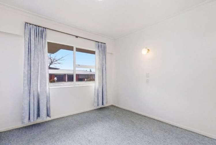 4 Tupaea Street 1126_9