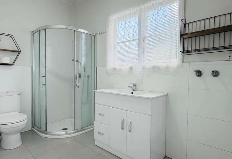 67 Tivertron Road 10016_12