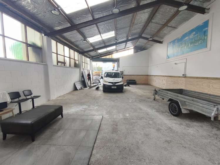 2/78 Hillside Road Wairau Valley_4