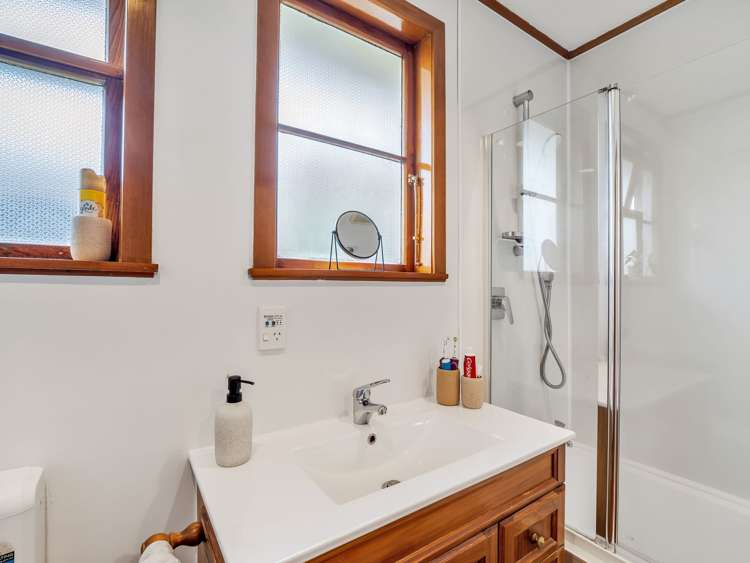 9 Mokau Place Terrace End_18