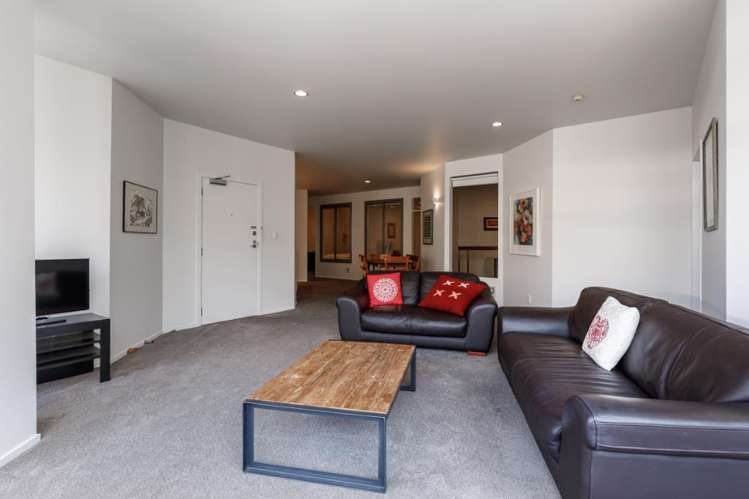 2a/124 Wakefield Street Te Aro_1