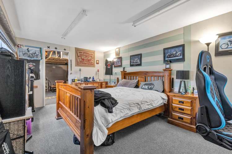 22 Brecon Road Stratford_19