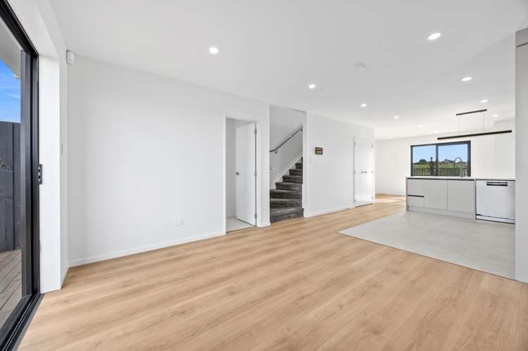8 Harikoa Way Karaka_8