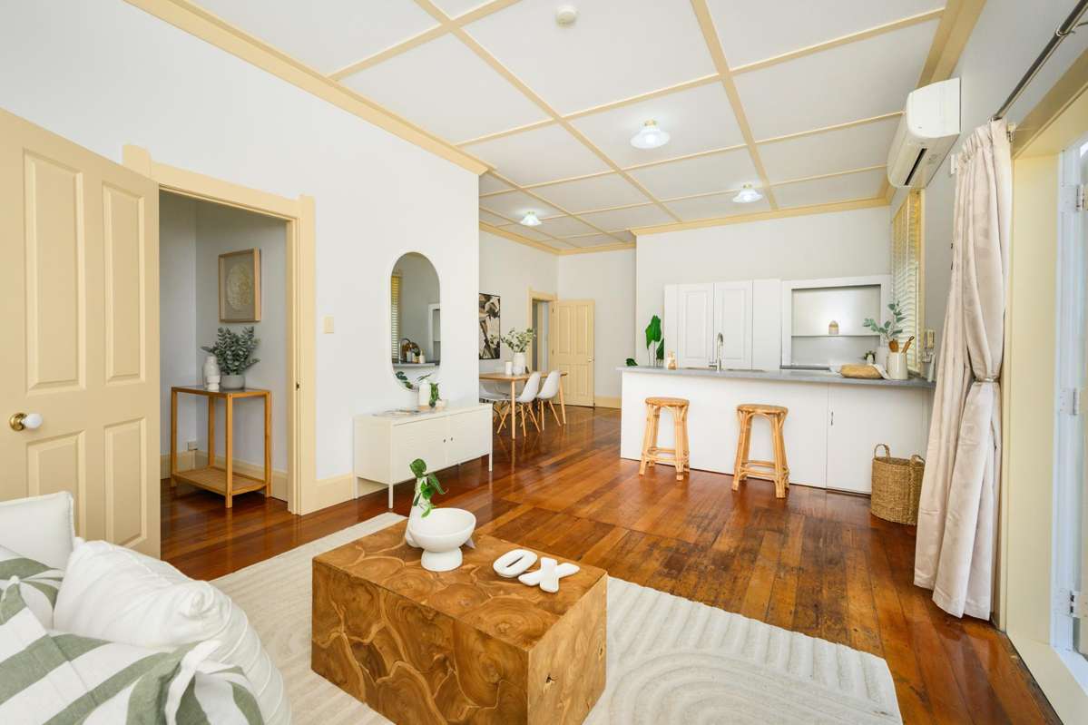 123 Riverside Drive_2