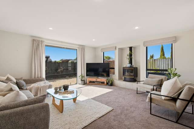 6 Delta Way Woolston_2