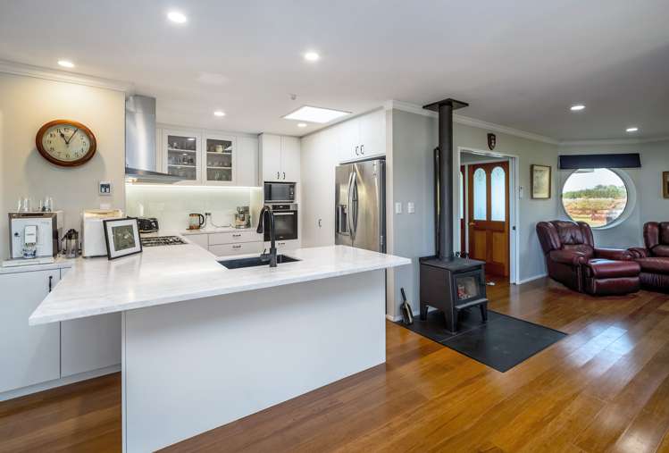 126 Paierau Road Opaki_10