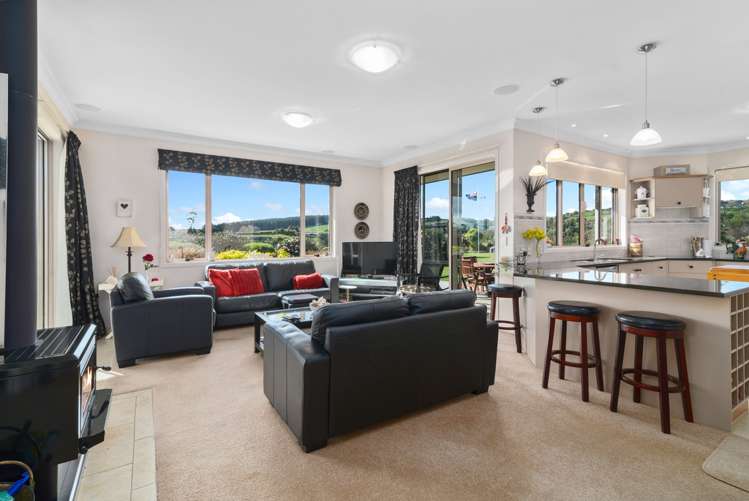 28 Glenroy Place Tikitere_8