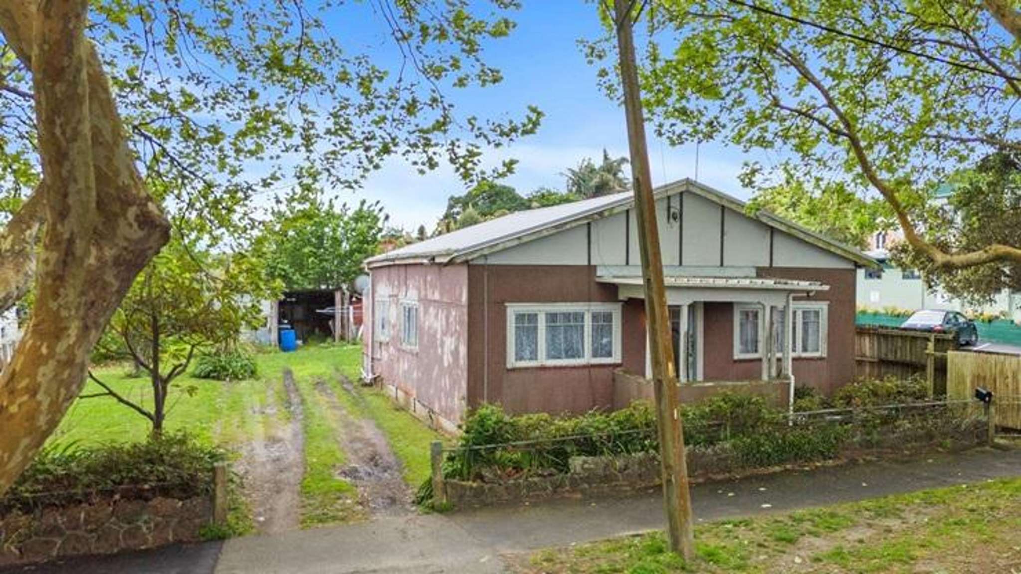 $4m auction blitz: Two do-ups on the same street sell within days of each other