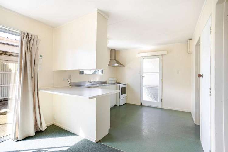3/3 Beedie Street_4